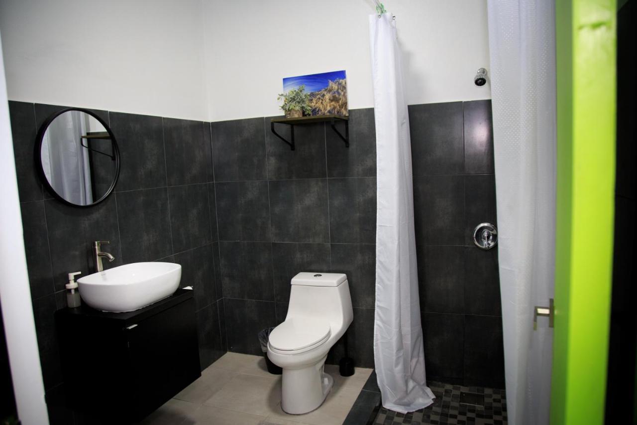 Nomada Beach Hostel- Isla Verde San Juan Dış mekan fotoğraf