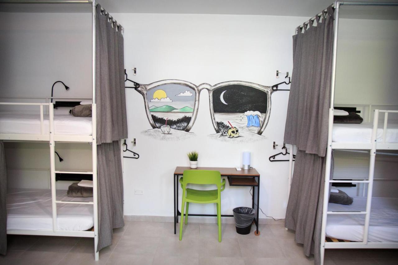Nomada Beach Hostel- Isla Verde San Juan Dış mekan fotoğraf